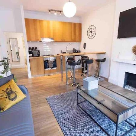 Lovely 2 Bedroom Apartment In Chelsea Sw3 Londyn Zewnętrze zdjęcie